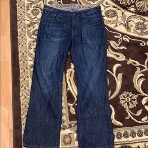 Like new men’s bootcut express jeans
